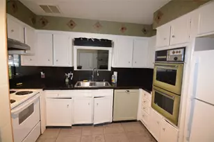 11522 High Star Dr, Houston, TX 77072 - Photo 6
