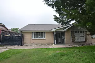 11522 High Star Dr, Houston, TX 77072 - Photo 2