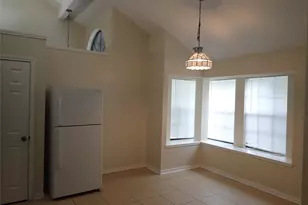 2130 Greencove Ln, Sugar Land, TX 77479 - Photo 6