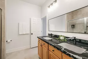 7518 Dearborn St, Houston, TX 77055 - Photo 16