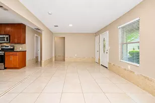 6010 Cypress St, Houston, TX 77074 - Photo 4