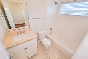 12 Hermann Park Ct, Houston, TX 77021 - Photo 38