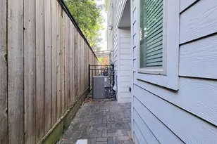 12 Hermann Park Ct, Houston, TX 77021 - Photo 42