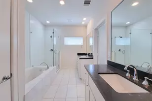 12 Hermann Park Ct, Houston, TX 77021 - Photo 32