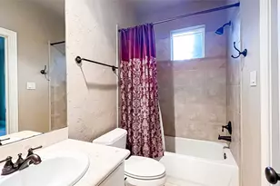 2418 Ralph St, Houston, TX 77006 - Photo 4