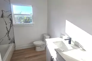 11735 Fleming Dr, Houston, TX 77013 - Photo 24