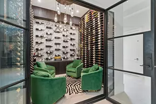 2413 Rosamond St, Houston, TX 77098 - Photo 6