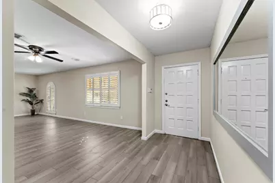 7522 Deep Forest Drive, Houston, TX 77088 - Photo 8