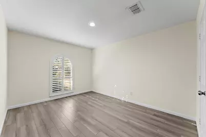 7522 Deep Forest Drive, Houston, TX 77088 - Photo 30