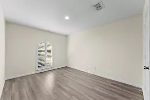 7522 Deep Forest Dr, Houston, TX 77088 - Photo 30