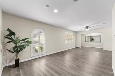 7522 Deep Forest Drive, Houston, TX 77088 - Photo 10