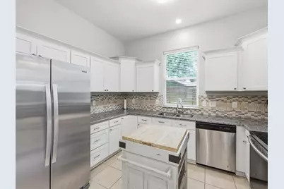 4261 Carlene, Orange, TX 77630 - Photo 14