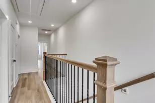 855 S Victory Dr, Houston, TX 77088 - Photo 16