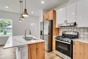 855 S Victory Dr, Houston, TX 77088 - Photo 6