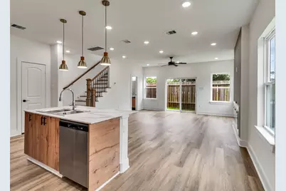 855 S Victory Drive #C, Houston, TX 77088 - Photo 1