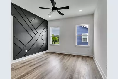 855 S Victory Drive #C, Houston, TX 77088 - Photo 22