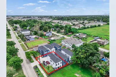 855 S Victory Drive #C, Houston, TX 77088 - Photo 32