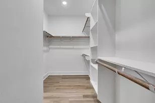 855 S Victory Dr, Houston, TX 77088 - Photo 26