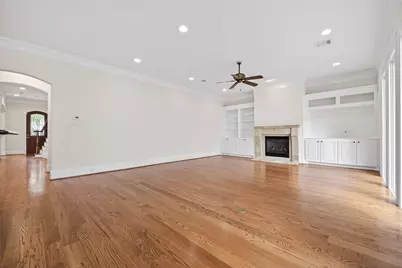 3928 Milton Street, West University Place, TX 77005 - Photo 8