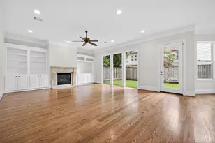 3928 Milton St, West University Place, TX 77005 - Photo 8