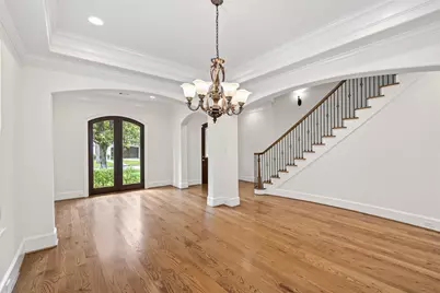 3928 Milton Street, West University Place, TX 77005 - Photo 2