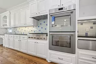 3928 Milton St, West University Place, TX 77005 - Photo 12