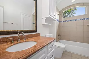 3928 Milton St, West University Place, TX 77005 - Photo 26