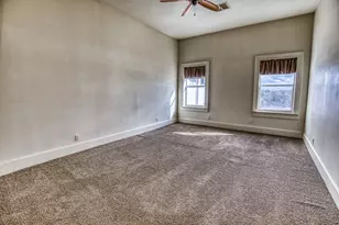 112 E Alamo St, Brenham, TX 77833 - Photo 12