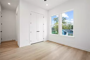 2407 Stuart St, Houston, TX 77004 - Photo 34