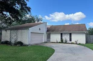 1819 Hanbury Ct, Sugar Land, TX 77498 - Photo 1