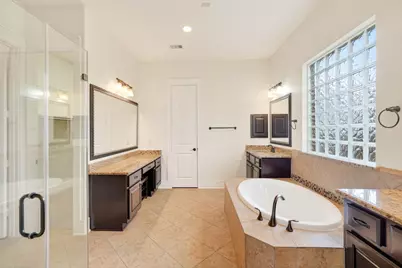 27 Hedgedale Way, Spring, TX 77389 - Photo 24