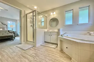 46 Flickering Sun Ct, The Woodlands, TX 77382 - Photo 24