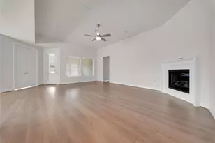 1665 Sherwood Glen Dr, Friendswood, TX 77546 - Photo 12