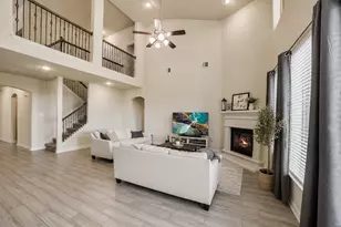5319 Lauren Manor Dr, Brookshire, TX 77423 - Photo 2