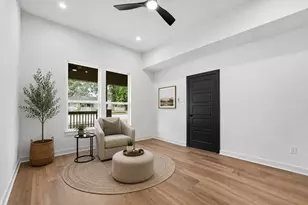 915 N Roberson St, Conroe, TX 77301 - Photo 18