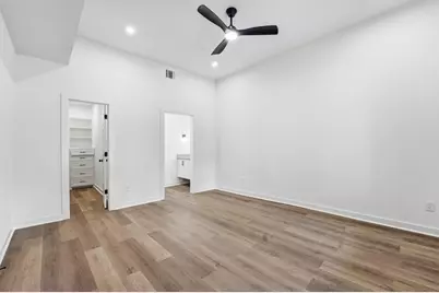 915 North Roberson St, Conroe, TX 77301 - Photo 16