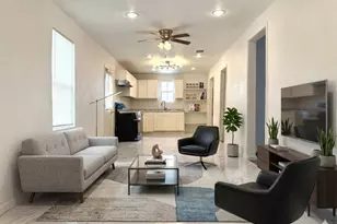 421 Sidney St, Houston, TX 77003 - Photo 1