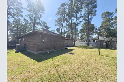 9715 Bayou Woods Drive, Baytown, TX 77521 - Photo 8