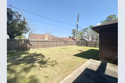 9715 Bayou Woods Drive, Baytown, TX 77521 - Photo 6