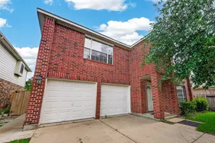 8711 Heron View St, Houston, TX 77064 - Photo 2