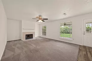8711 Heron View St, Houston, TX 77064 - Photo 10