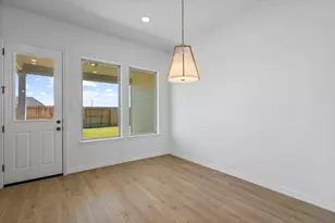 24335 Ponds Crk Ct, Magnolia, TX 77355 - Photo 8