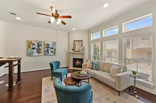 26 W Oaks Dr, Houston, TX 77058 - Photo 4