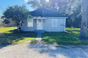 17119 Hwy 35, Pearland, TX 77581 - Photo 1