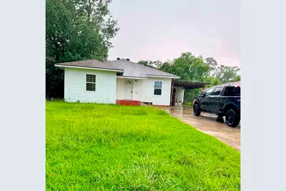 3015 S Willowood Lane, Beaumont, TX 77703 - Photo 1
