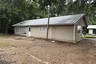 7 Peace Pipe Trail, Conroe, TX 77316 - Photo 2