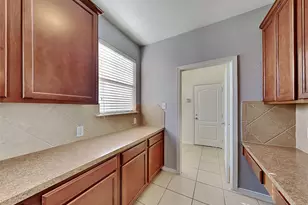 1011 High Lane Court, Conroe, TX 77301 - Photo 4