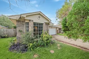 20115 Raingate Ln, Katy, TX 77449 - Photo 2