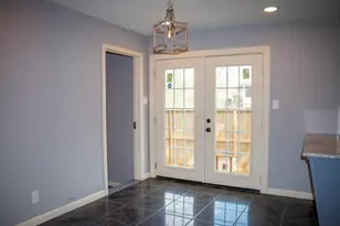 1723 Alta Vista St, Houston, TX 77023 - Photo 4