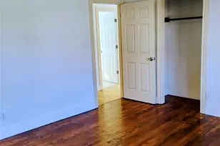 5810 Southseas St, Houston, TX 77033 - Photo 10